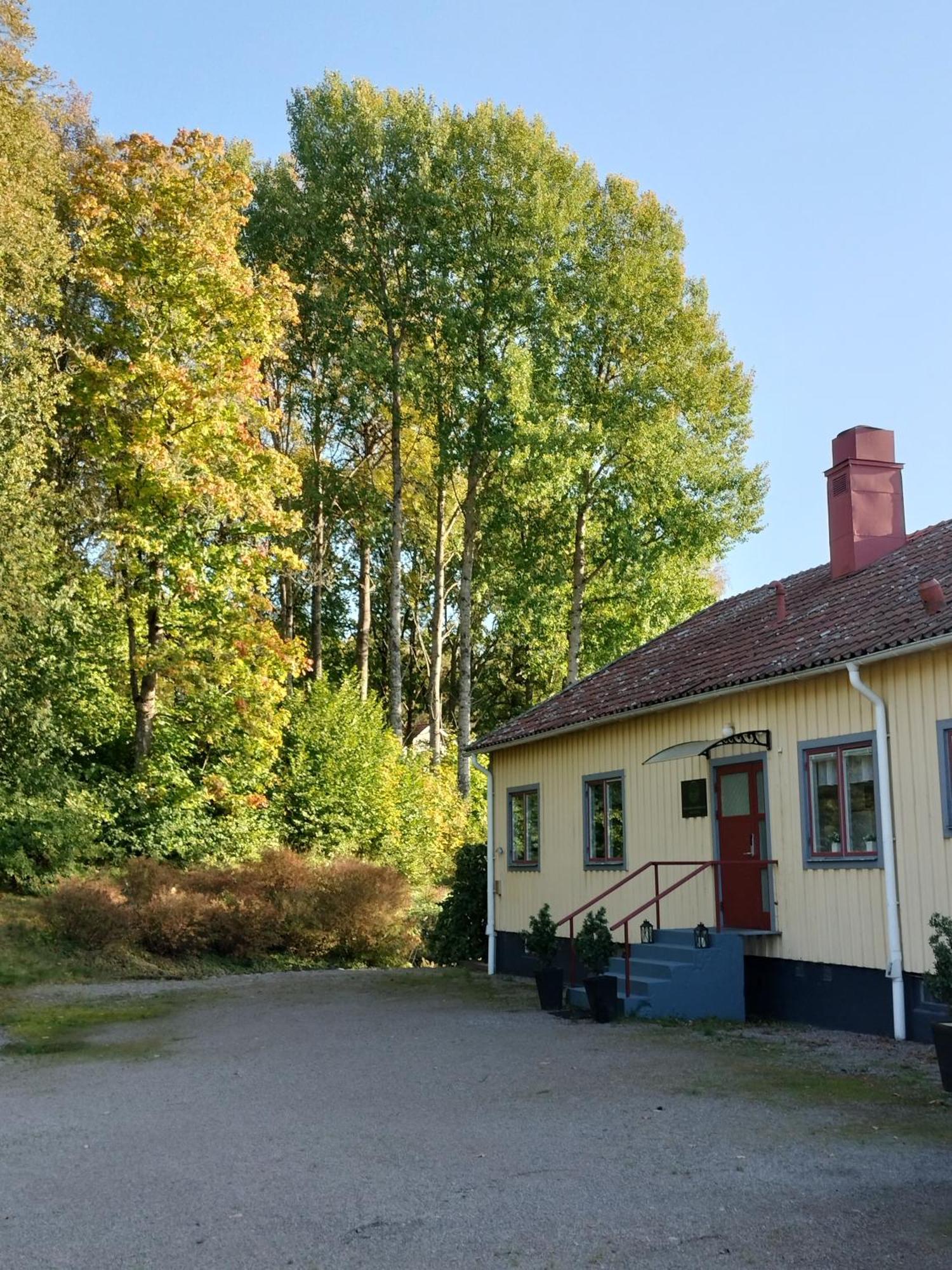 Bruksgarden Bed&Breakfast Undenäs Dış mekan fotoğraf